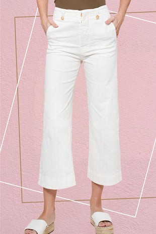 HIGH WAISTED FLARE PANTS IN WHITE