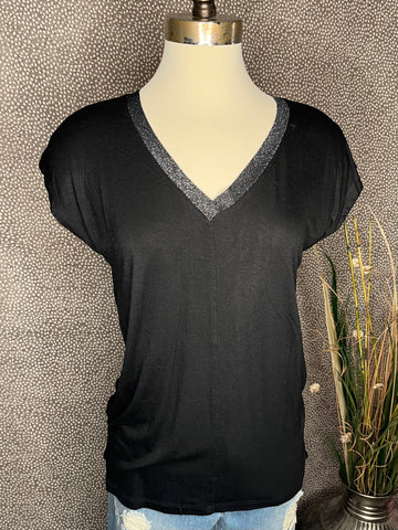 LUREX V-NECK TOP WITH A CAP SLEEVE
