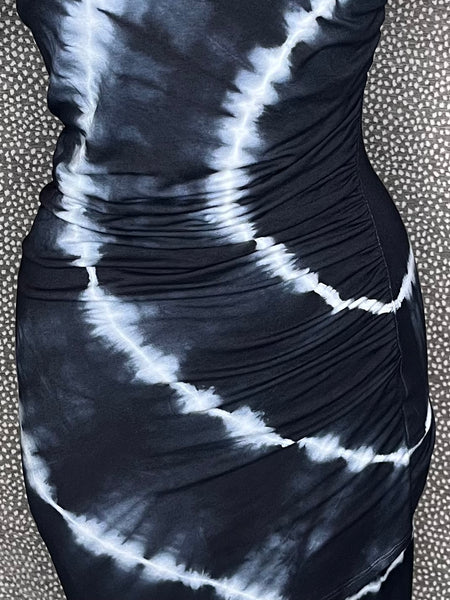 COMFORTABLE KNIT TIE DYE DRESS